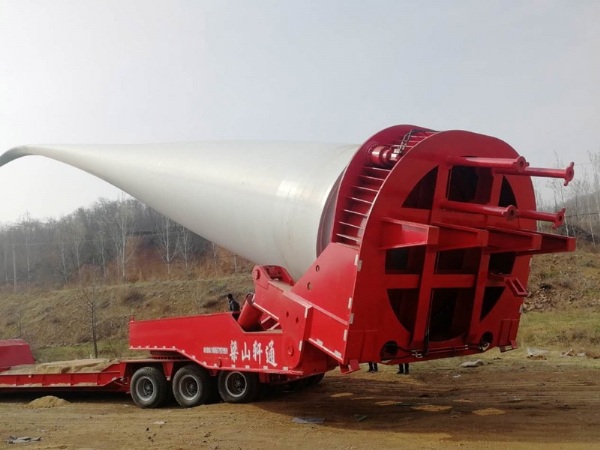 風(fēng)葉上山工裝運輸車
