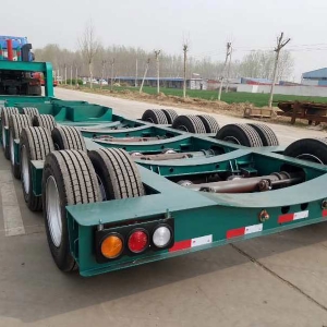 大型罐體運(yùn)輸車